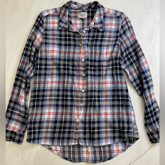 G.H Bass & Co. Men’s Flannel Shirt Size Medium Button Down Blue - Picture 1 of 4